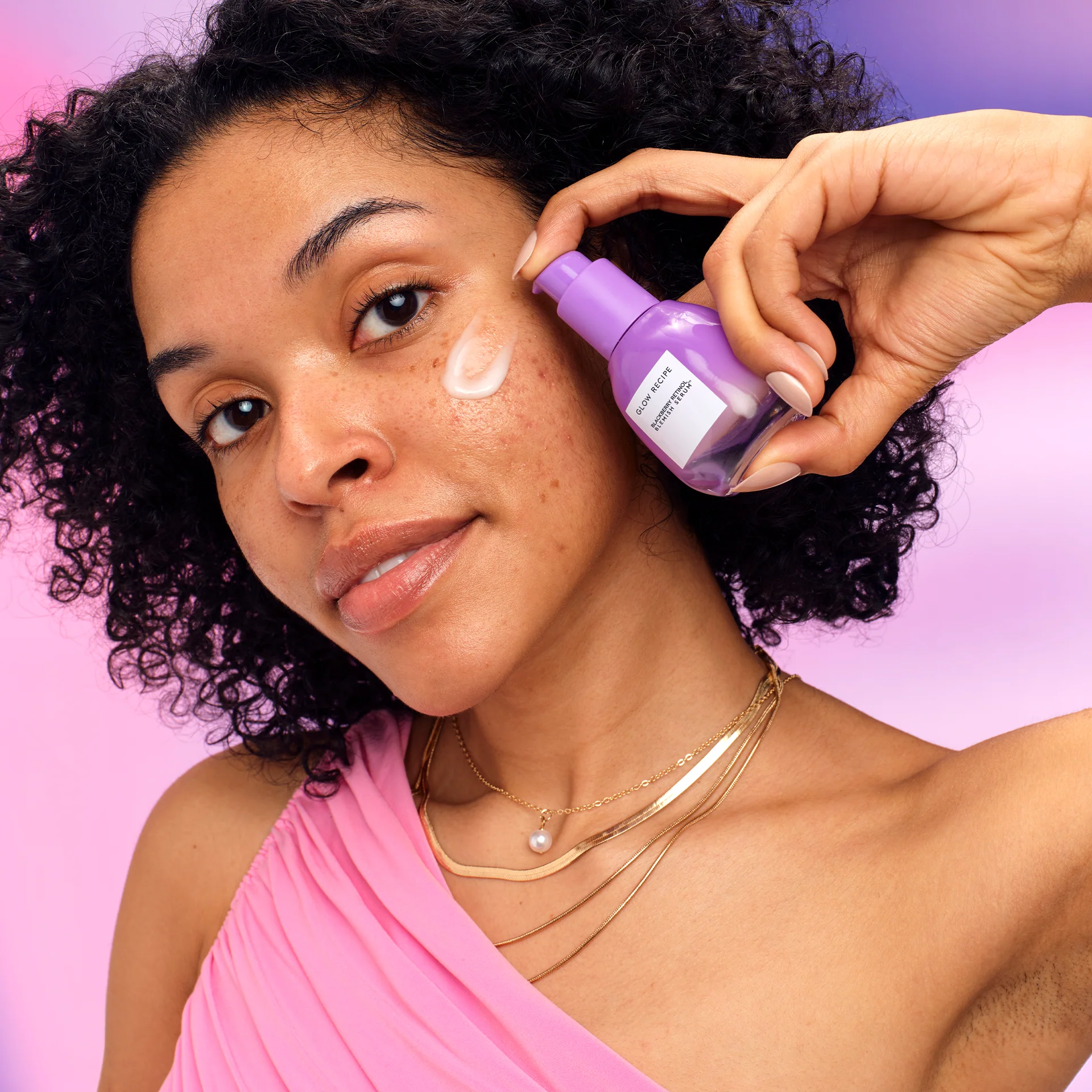 33-blackberry-retinol-blemish-serum-10.webp Blackberry Retinol Blemish Serum